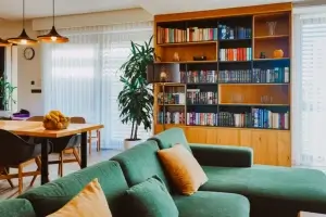 DŘEVOSTYL J&L s.r.o. — Realizace | 8 | stolek, komoda, police | Lišov