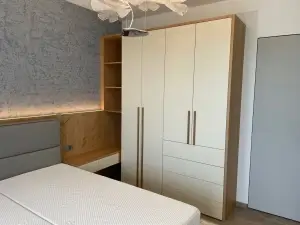Truhlářství Kostra — Projekty | 8 | vestavěná skříň | Pardubice