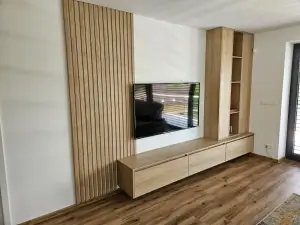 Stolařství LÍPA — Projekty | 9 | stolek, komoda, police | Želechovice nad Dřevnicí