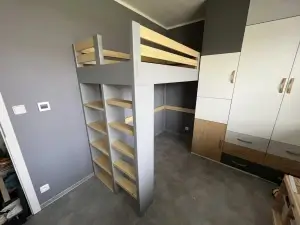 Truhlářství Mrštík s.r.o. — Realizace | 8 | postel | Strašov