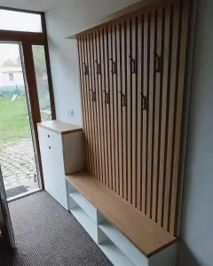 Truhlářství Sob — Naše práce | 7 | stolek, komoda, police | Zbýšov