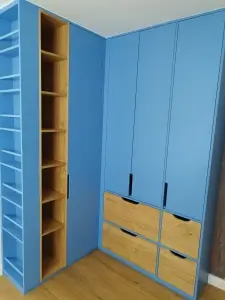 Nábytek Kolář — Reference | 11 | vestavěná skříň | Lukov