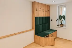 Truhlářství Woodnest — Vybrané práce | 8 | stolek, komoda, police | Hrubý Jeseník