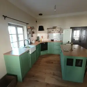 Truhlářství Woodnest — Vybrané práce | 1 | kuchyně | Hrubý Jeseník