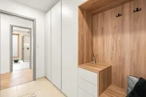 Truhlářství Žák Bolina — Reference | 9 | vestavěná skříň | Vlašim