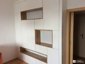 Truhlařství CHMELA - luxusní nábytek na míru — Projekty | 11 | vestavěná skříň | Želechovice nad Dřevnicí