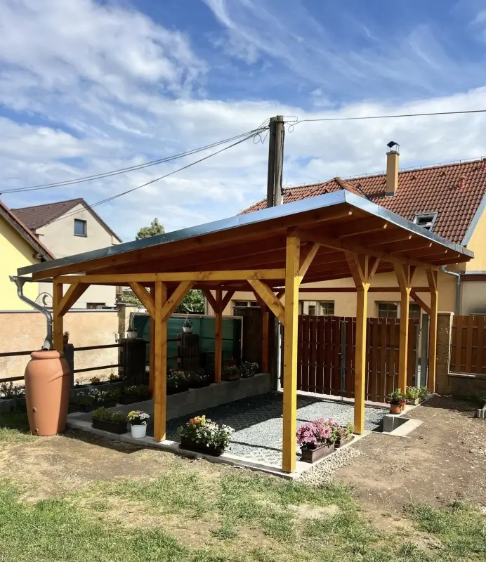 Demelnik s.r.o. – Dřevostavby a pergoly — Reference | Vitice