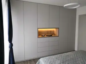 Nábytek Pjaták — Dokončené projekty | 10 | vestavěná skříň | Brno