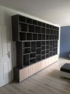 Nábytek Pjaták — Dokončené projekty | 5 | stolek, komoda, police | Brno