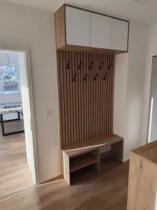 Truhlárna Tom — Reference | 4 | vestavěná skříň | Říčany