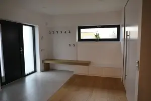 Truhlářství, interiéry Černý — Reference | 4 | stolek, komoda, police | Vrátkov