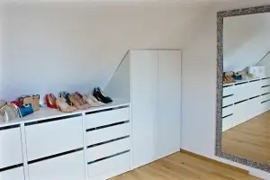Truhlářství Holýšov - Josef Korityák — Reference | 6 | vestavěná skříň | Holýšov