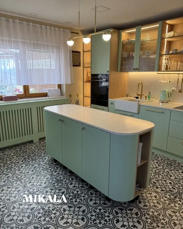 KMT Mikala – Zakázkové truhlářství — Reference | Míškovice