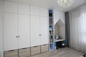 Glanc Kuchyně – Český výrobce kuchyní na míru — Realizované práce | 13 | vestavěná skříň | Praha